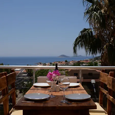 Hotel Neruda