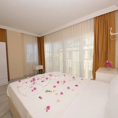 Neruda 3* Kalkan