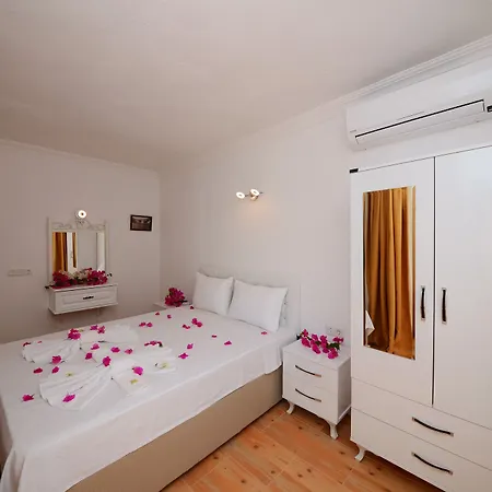 Hotel Neruda 3*