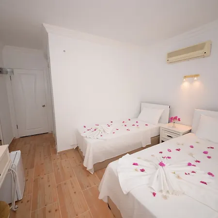 Hotel Neruda